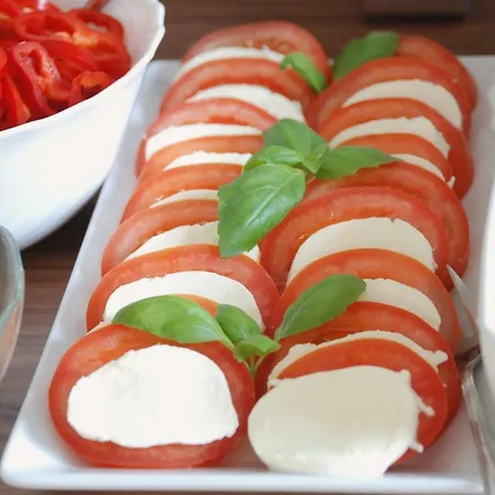 Magnezja Nocleg ze śniadaniem 3*